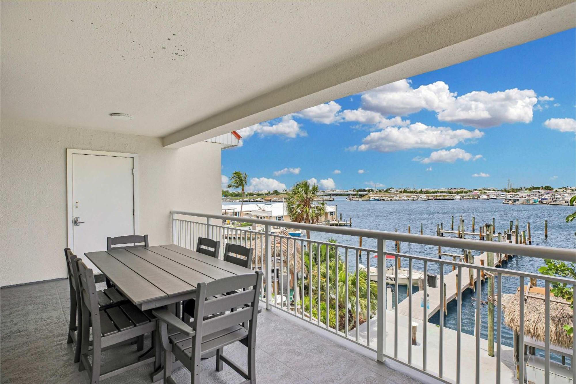 Eleuthera - 2X2 Fully Updated Old Town Waterfront Corner Condo Key West Kültér fotó
